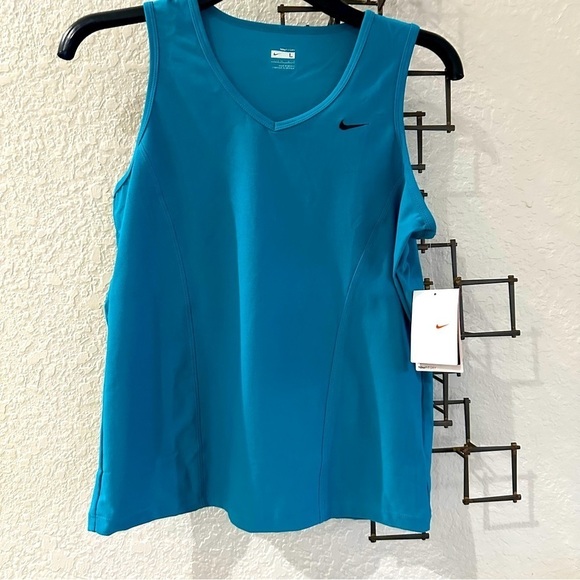 Nike Fit-Dry Active Tank Size L - Picture 1 of 5